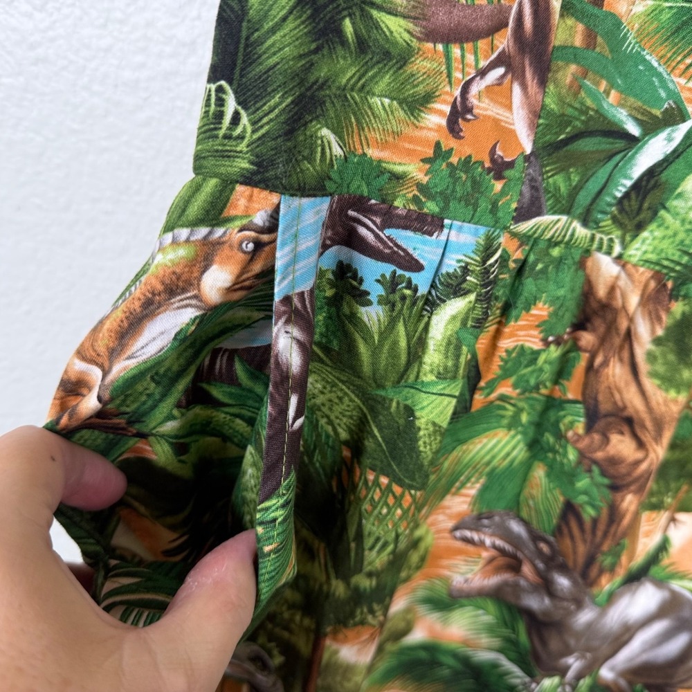 Retrolicious Dress Green Sz L Dinosaur Jurassic Jungle Tropical Novelty - Picture 5 of 10